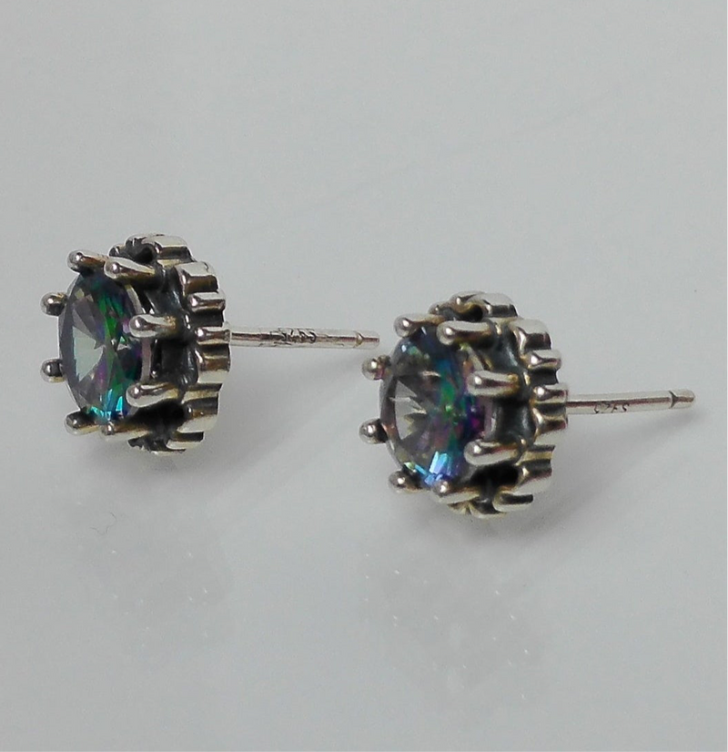 The Crown Silver Screw