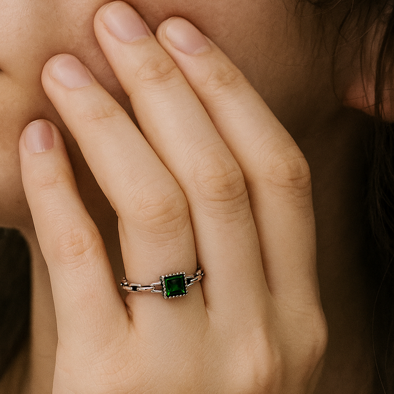 Emerald Zircon Chain Ring