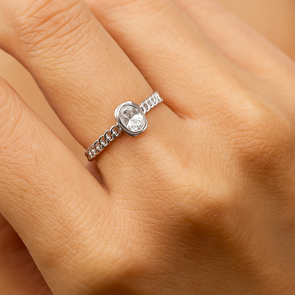 Hollow Chain Oval Ring