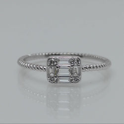 Simple Square Ring