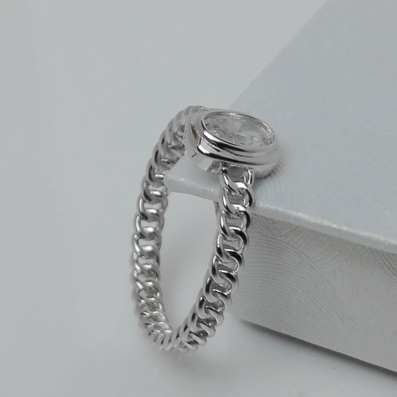 Hollow Chain Oval Ring